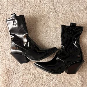 H&M ankle faux leather heel boots. Never worn.